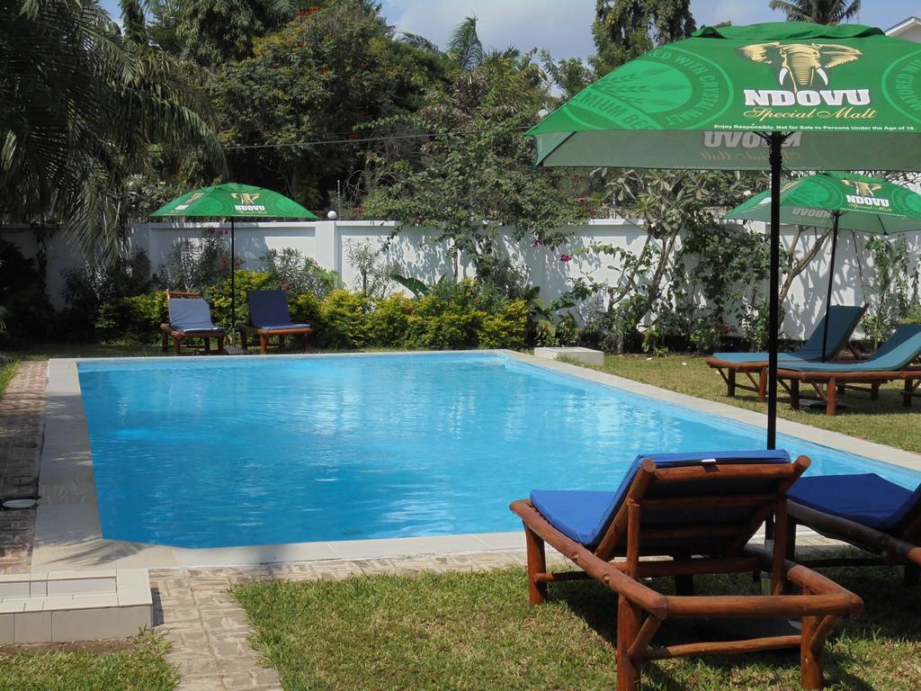 Pumzika Hotel Dar es Salaam Exterior photo