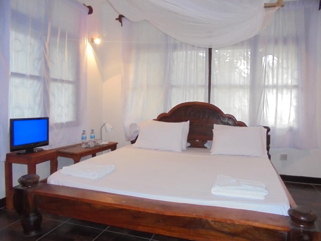 Pumzika Hotel Dar es Salaam Exterior photo